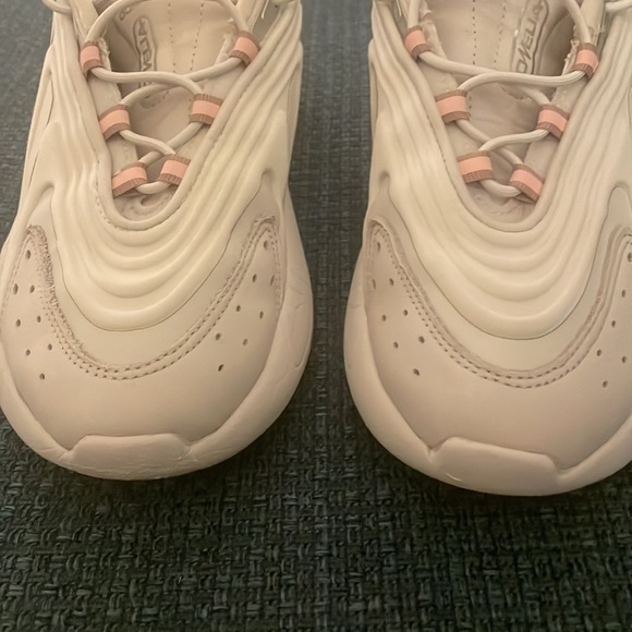 Adidas Originals Gray Ozelia Sneakers - Picture 6 of 10